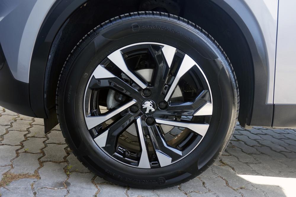 peugeot-2008-2021-gasolina-1199cc