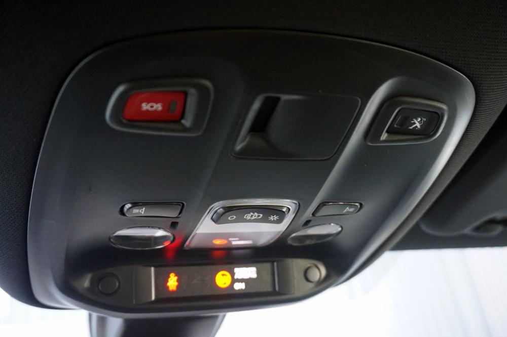 peugeot-308-sw-2018-gasolina-1199cc