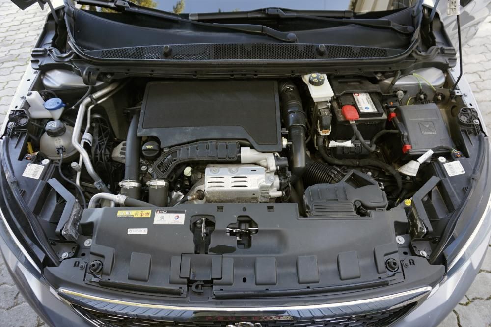 peugeot-308-sw-2018-gasolina-1199cc