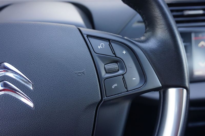 citroen-spacetourer-2021-diesel-1499cc