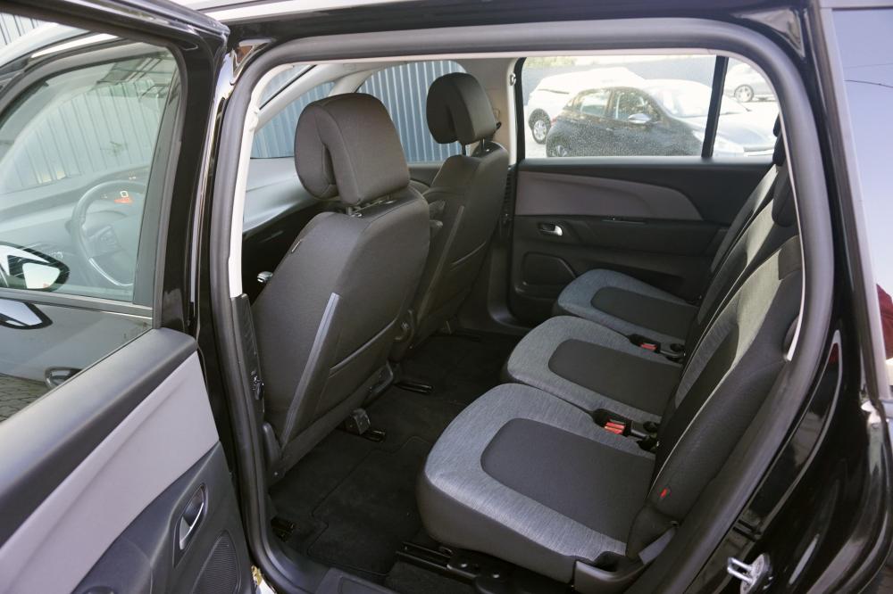 citroen-spacetourer-2021-diesel-1499cc