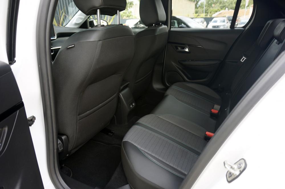 peugeot-208-2022-gasolina-1199cc