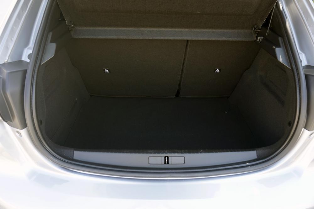 peugeot-208-2021-gasolina-1199cc