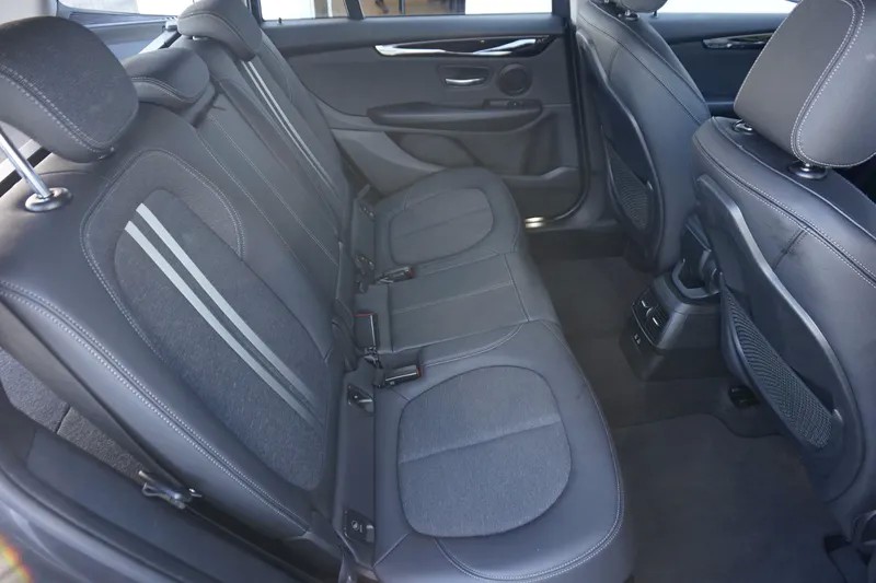 bmw-serie-2-2019-diesel-1496cc