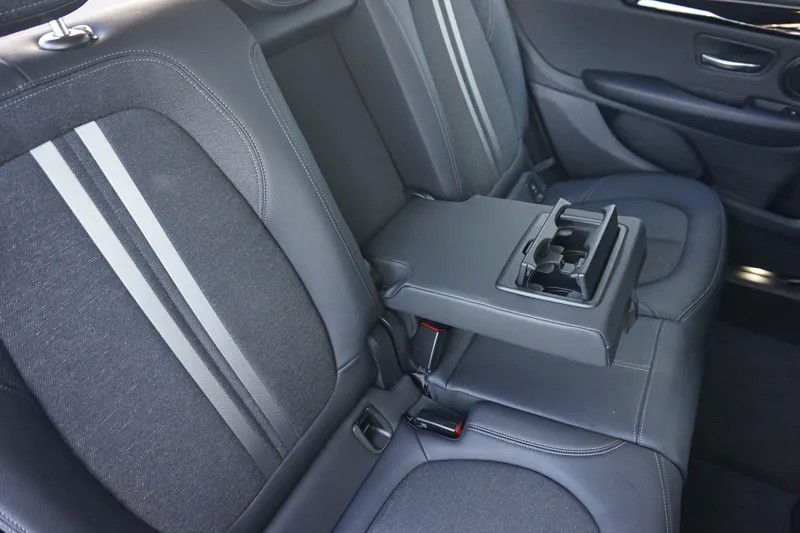 bmw-serie-2-2019-diesel-1496cc