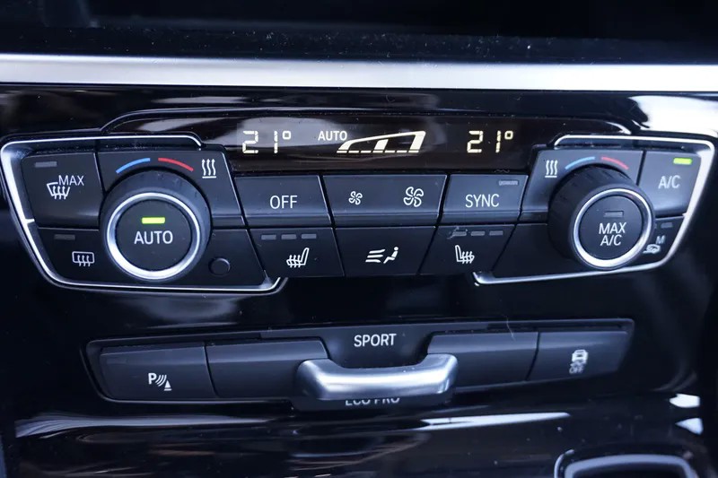 bmw-serie-2-2019-diesel-1496cc