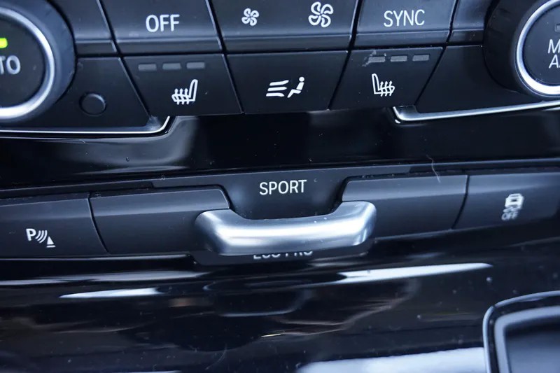 bmw-serie-2-2019-diesel-1496cc
