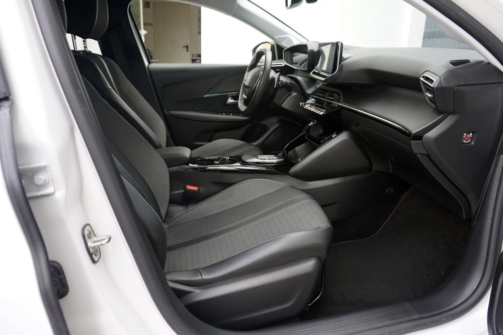 peugeot-208-2022-gasolina-1199cc