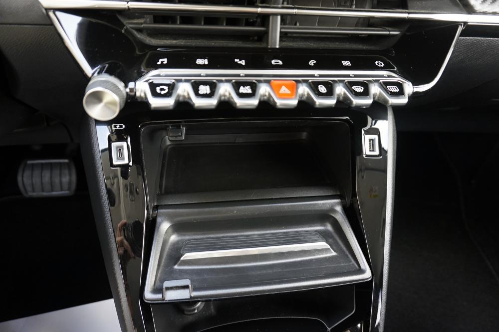 peugeot-208-2022-gasolina-1199cc