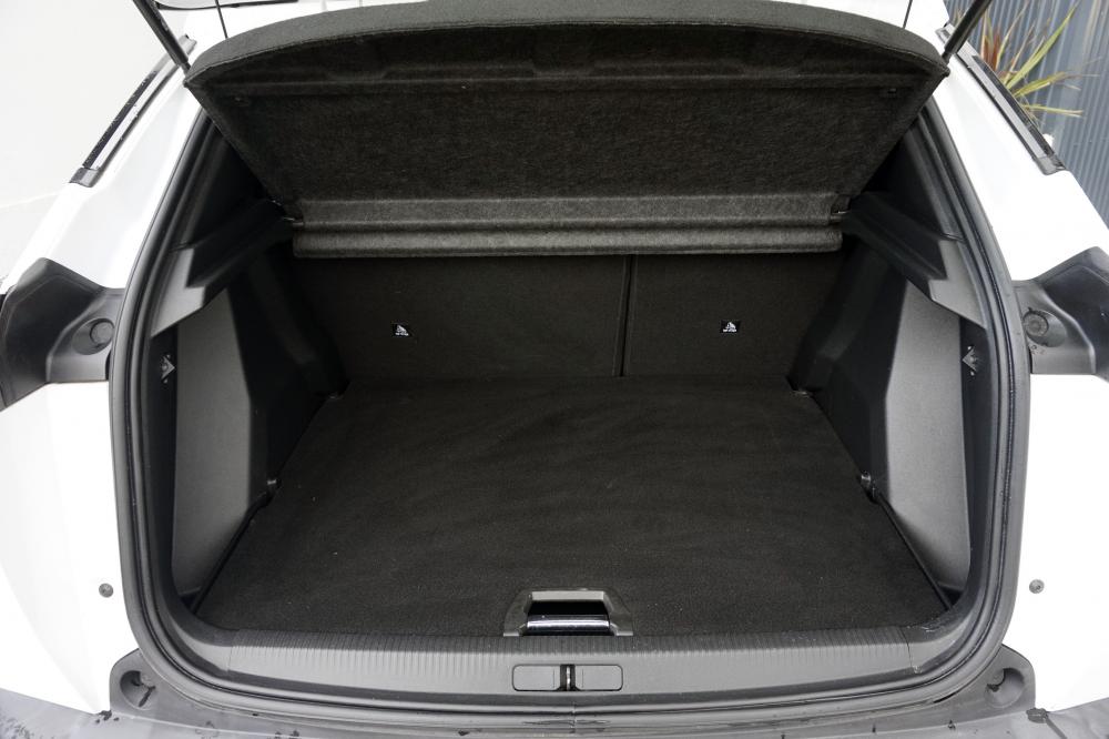 peugeot-2008-2020-gasolina-1199cc