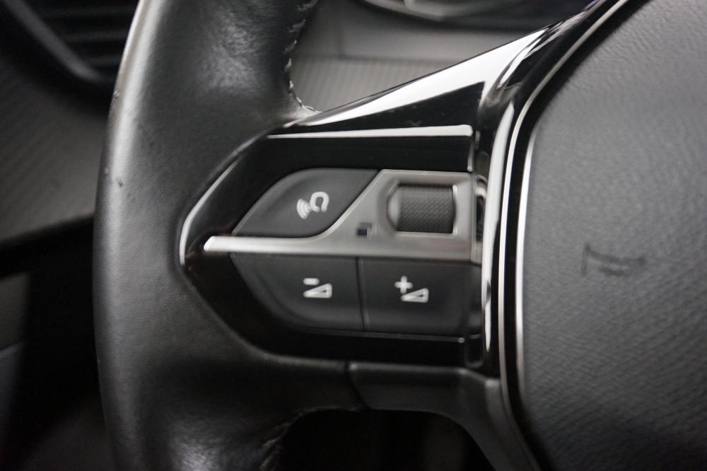 peugeot-2008-2020-gasolina-1199cc