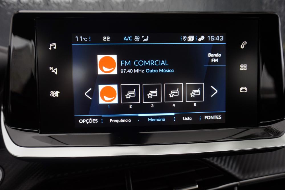 peugeot-2008-2020-gasolina-1199cc