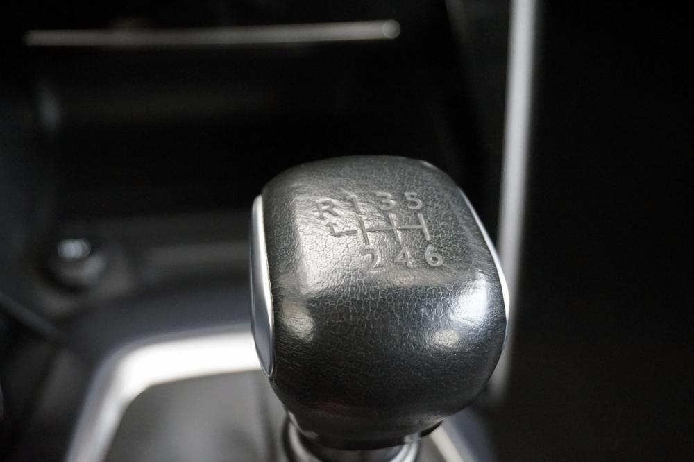 peugeot-2008-2020-gasolina-1199cc
