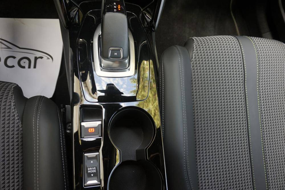 peugeot-2008-2022-gasolina-1199cc