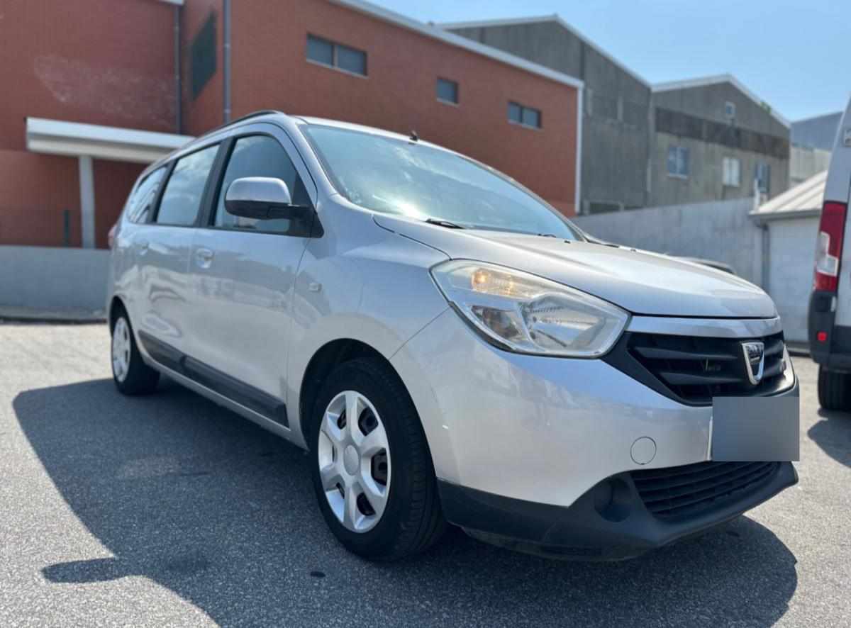 dacia-lodgy-1-2-tce-2015-gasolina-1197cc