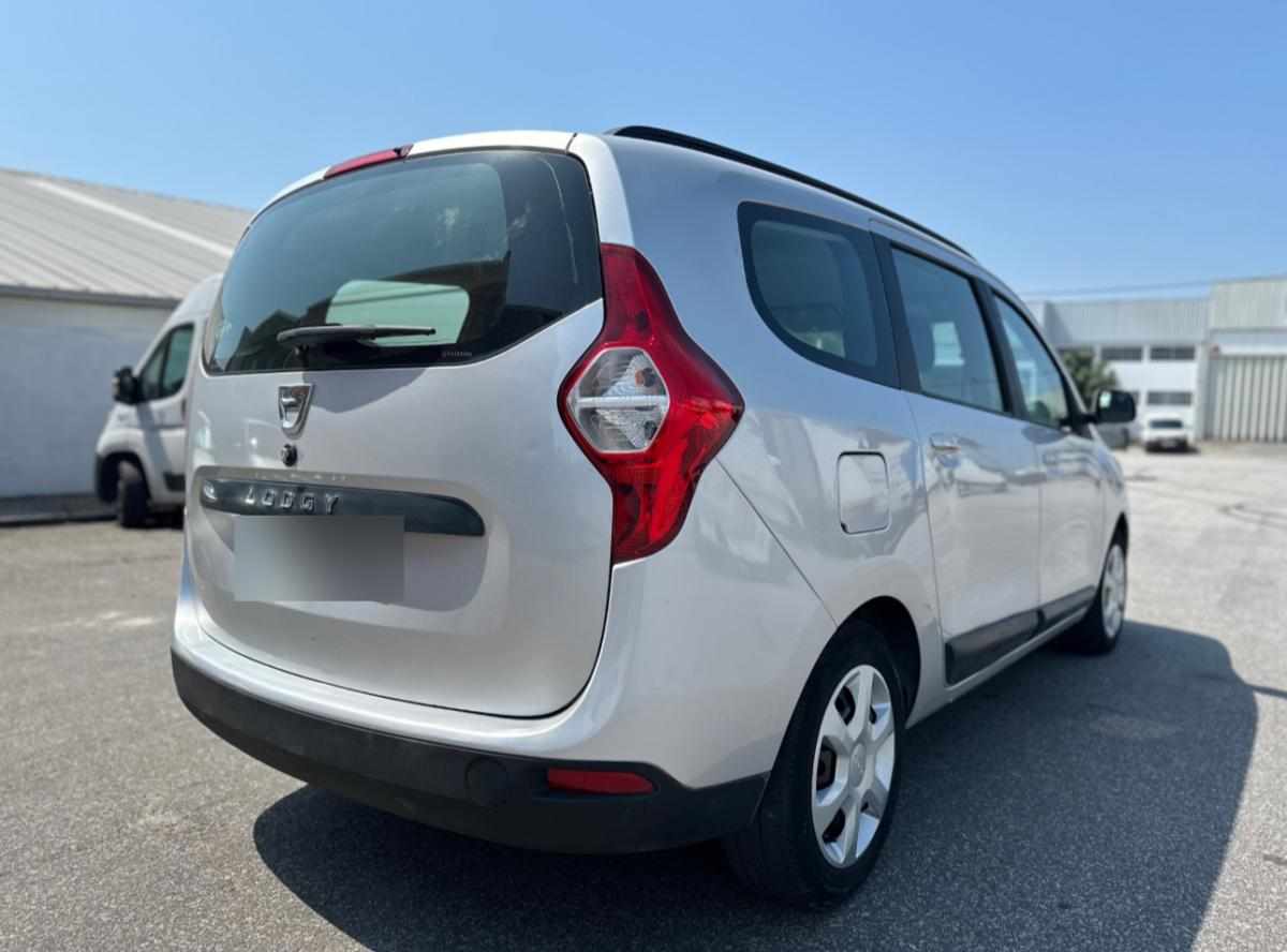 dacia-lodgy-1-2-tce-2015-gasolina-1197cc