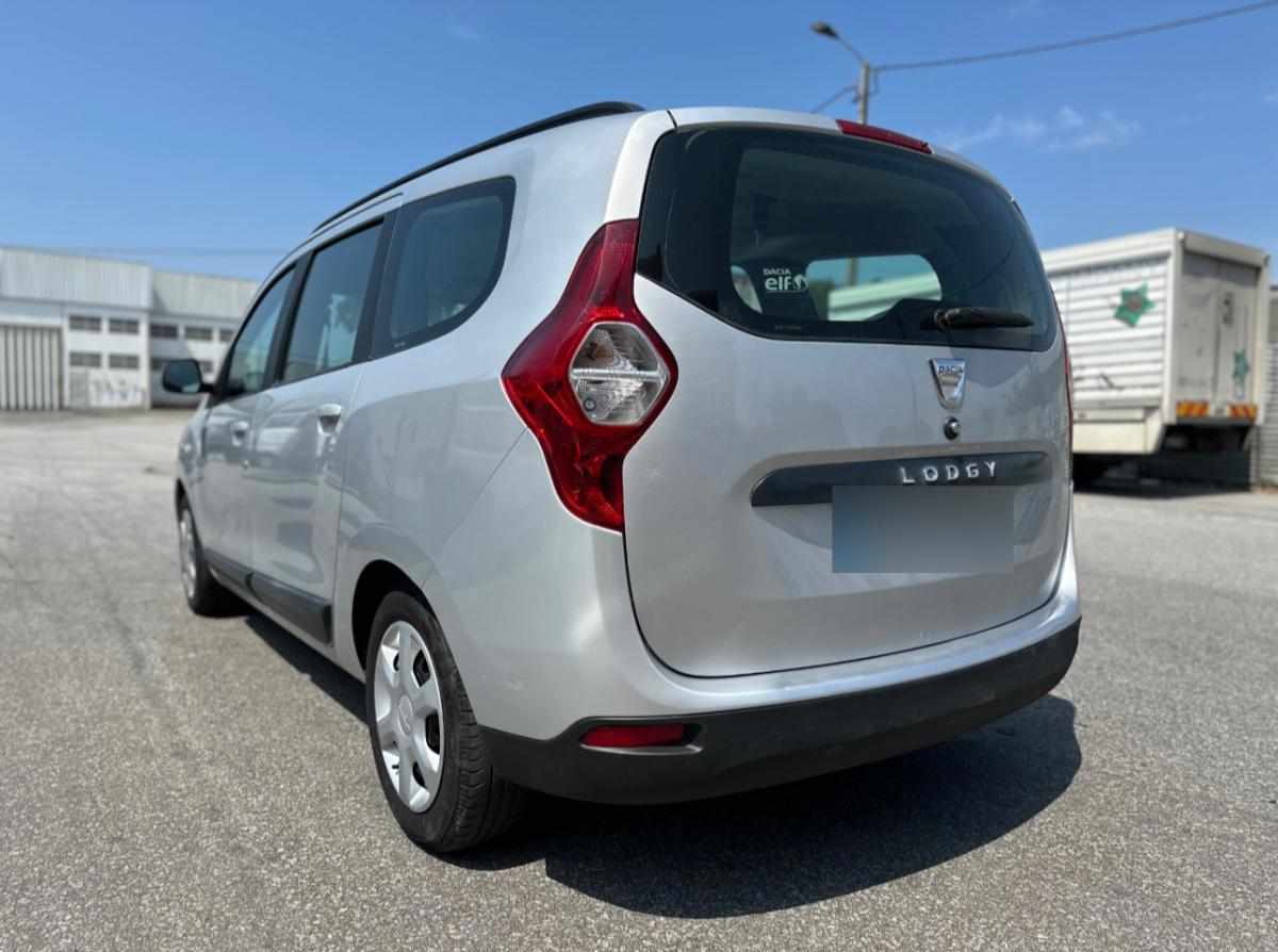 dacia-lodgy-1-2-tce-2015-gasolina-1197cc