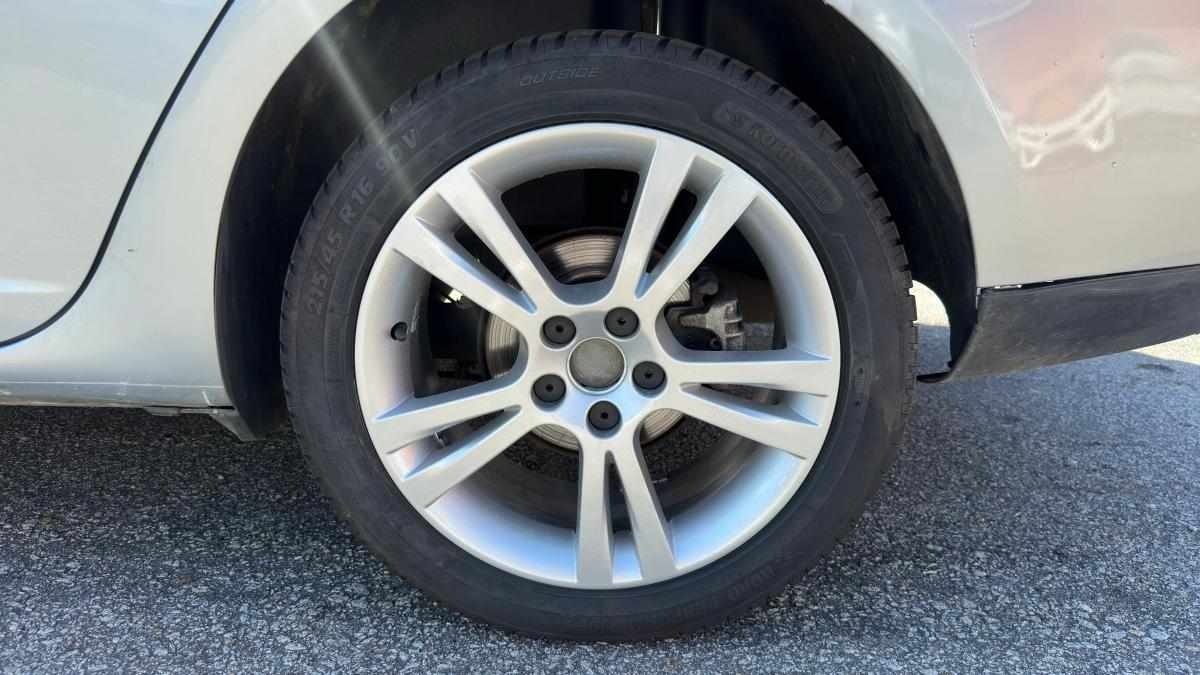 seat-ibiza-1-6-tdi-2010-diesel-1598cc