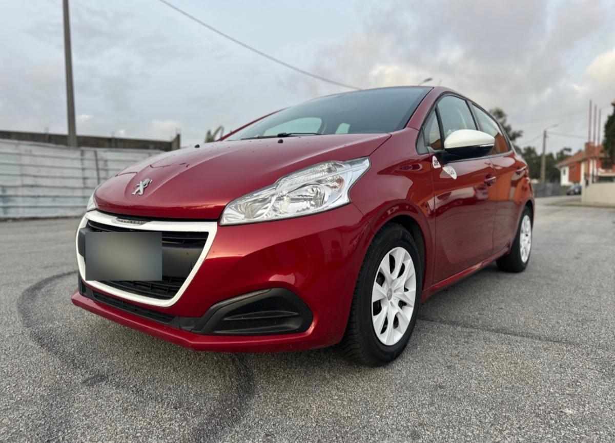 peugeot-208-1-2-vti-2017-gasolina-1199cc