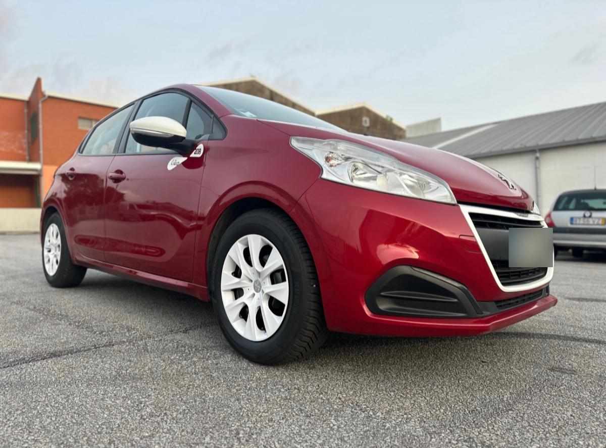 peugeot-208-1-2-vti-2017-gasolina-1199cc