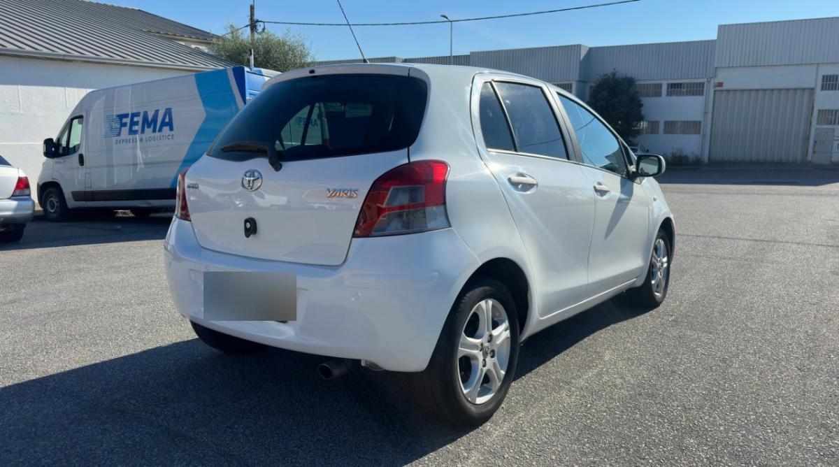toyota-yaris-1-0-vvt-i-2010-gasolina-998cc