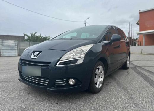 peugeot-5008-1-6-hdi-fap-2013-diesel-1560cc