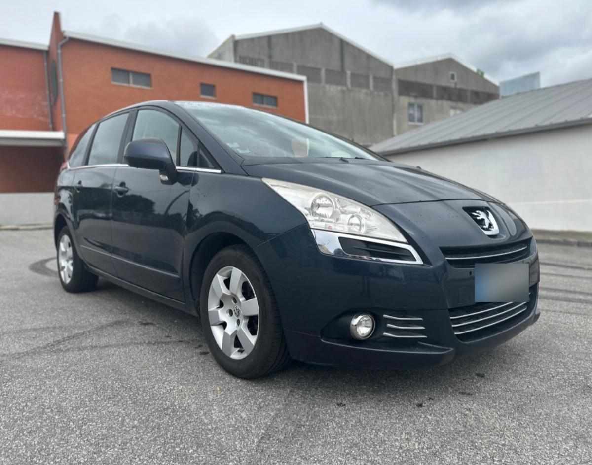 peugeot-5008-1-6-hdi-fap-2013-diesel-1560cc