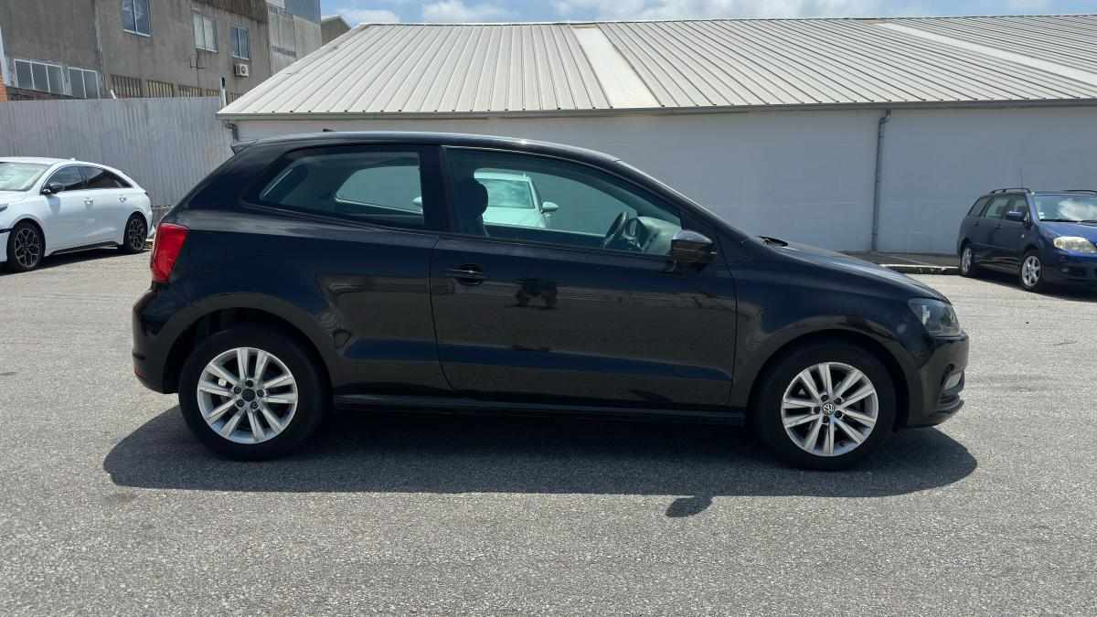 volkswagen-polo-1-4-75cv-2014-diesel-1422cc