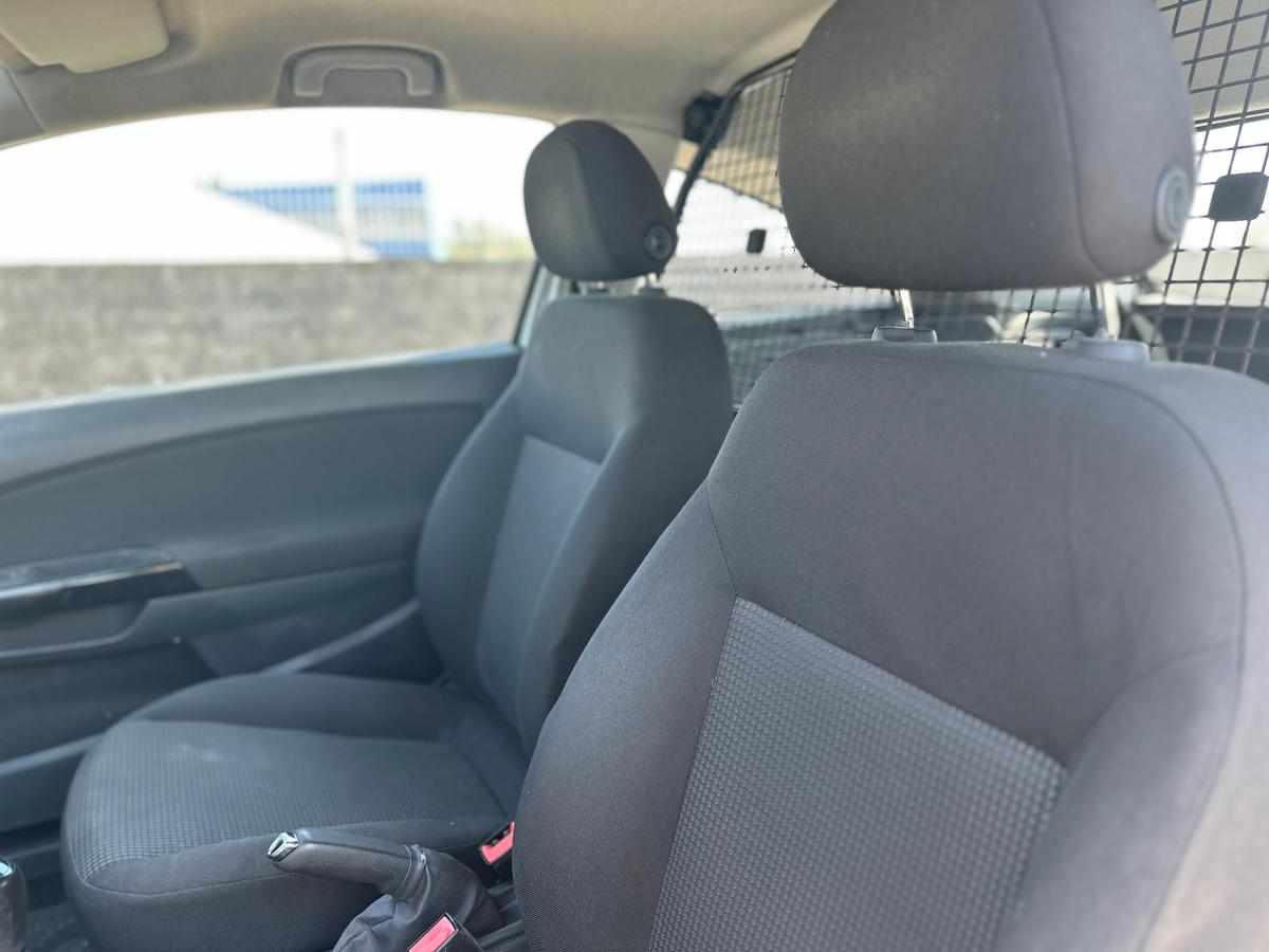 opel-corsa-1-3-cdti-1-2-2012-diesel-1248cc