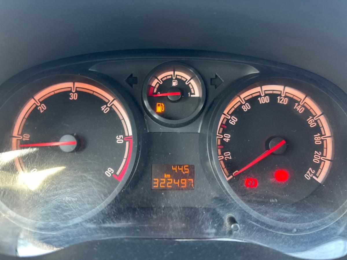 opel-corsa-1-3-cdti-1-2-2012-diesel-1248cc