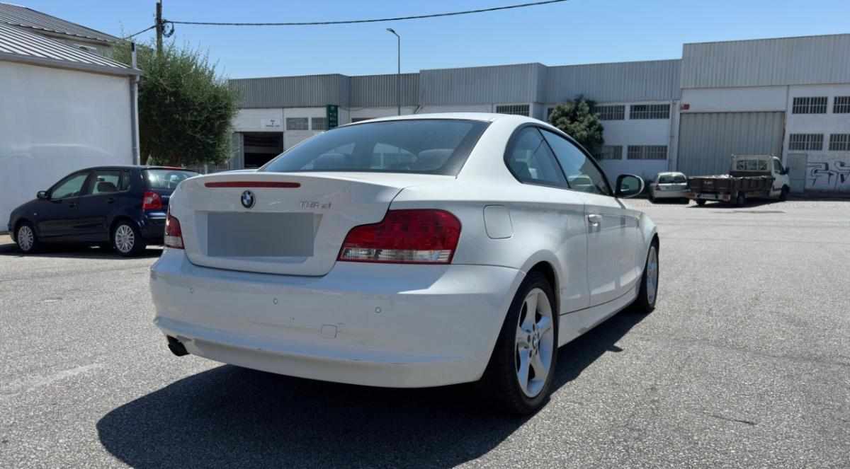 bmw-serie-1-118d-2010-diesel-1995cc