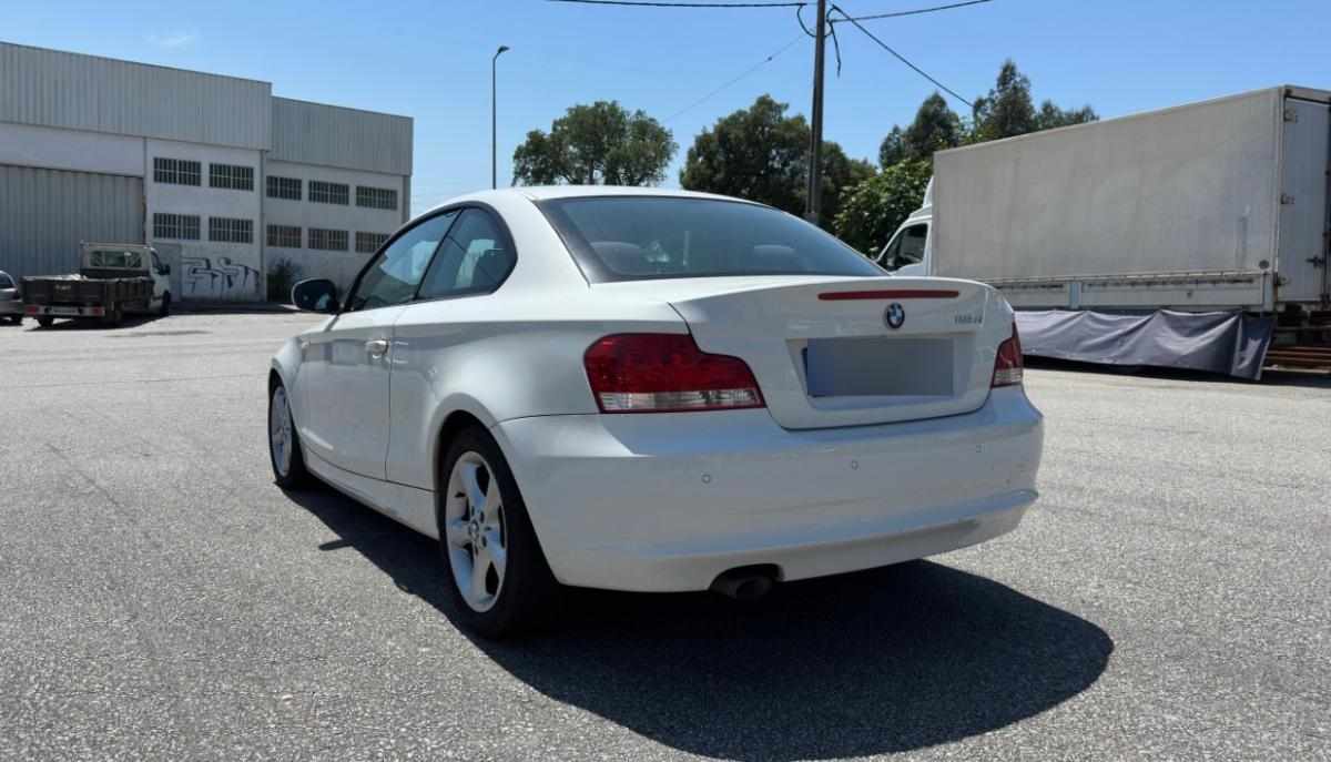 bmw-serie-1-118d-2010-diesel-1995cc