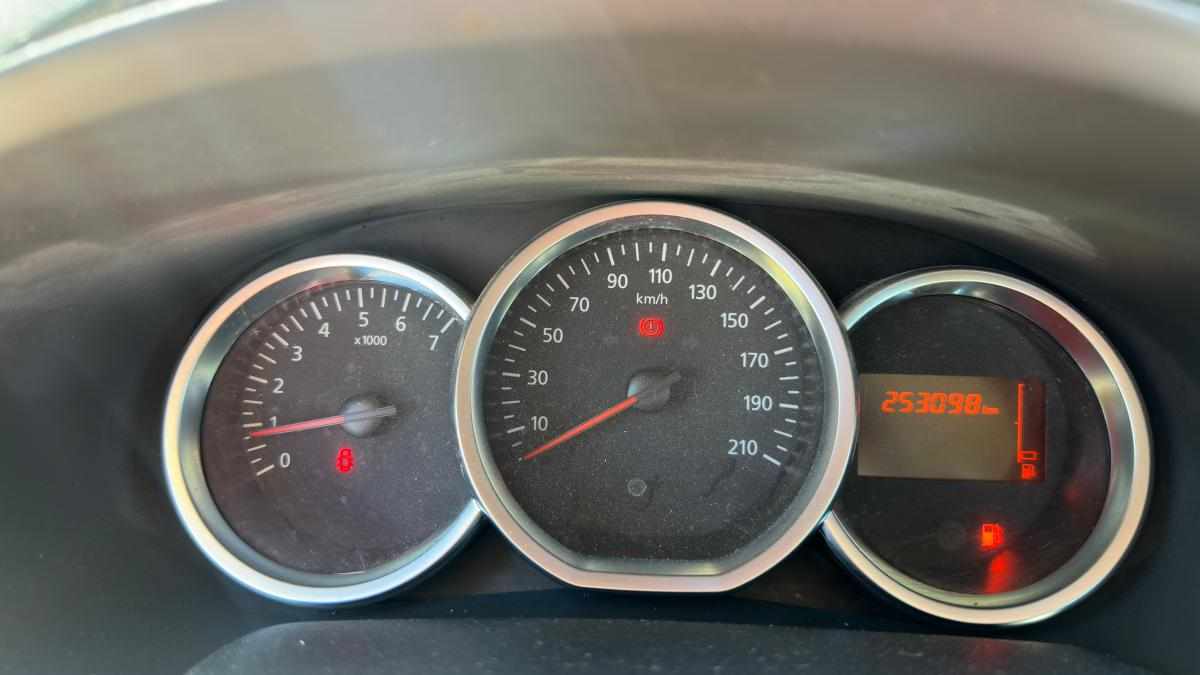 dacia-sandero-0-9-tce-2019-gasolina-898cc