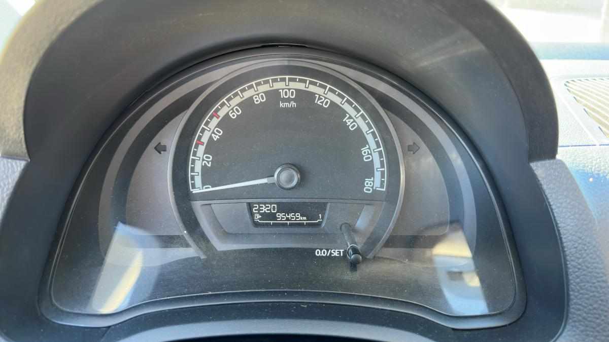skoda-citigo-1-0-mpi-2018-gasolina-999cc