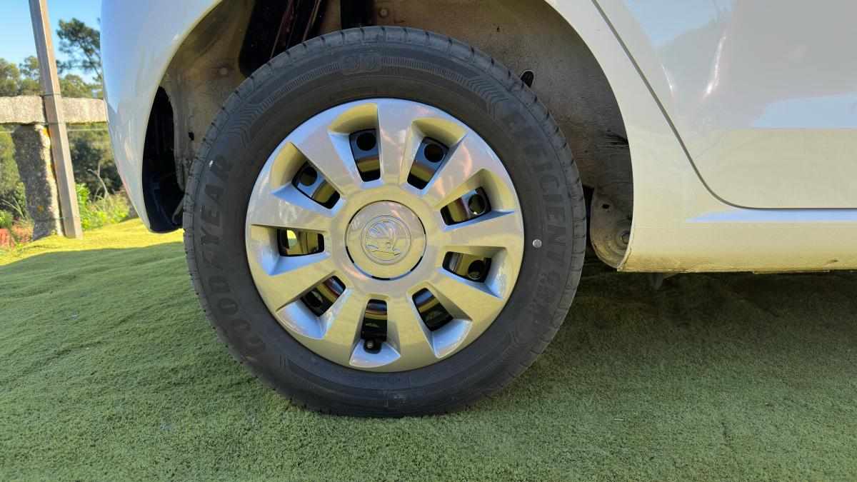 skoda-citigo-1-0-mpi-2018-gasolina-999cc