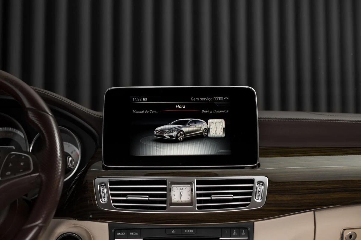 mercedes-benz-cls-220-bluetec-2015-diesel-2143cc