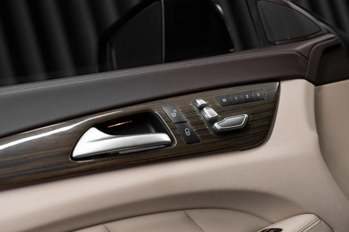 mercedes-benz-cls-220-bluetec-2015-diesel-2143cc