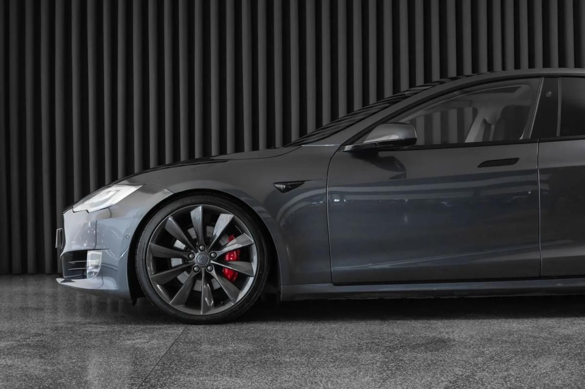 tesla-model-s-2018-eletrico-0cc