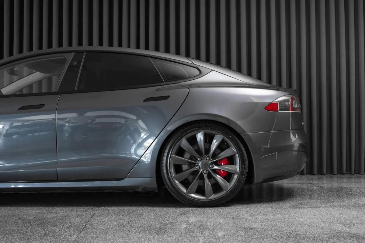 tesla-model-s-2018-eletrico-0cc