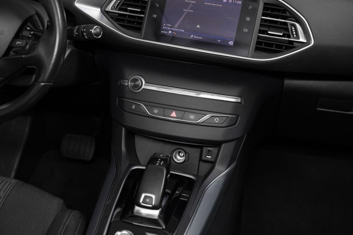 peugeot-308-sw-2020-diesel-1499cc