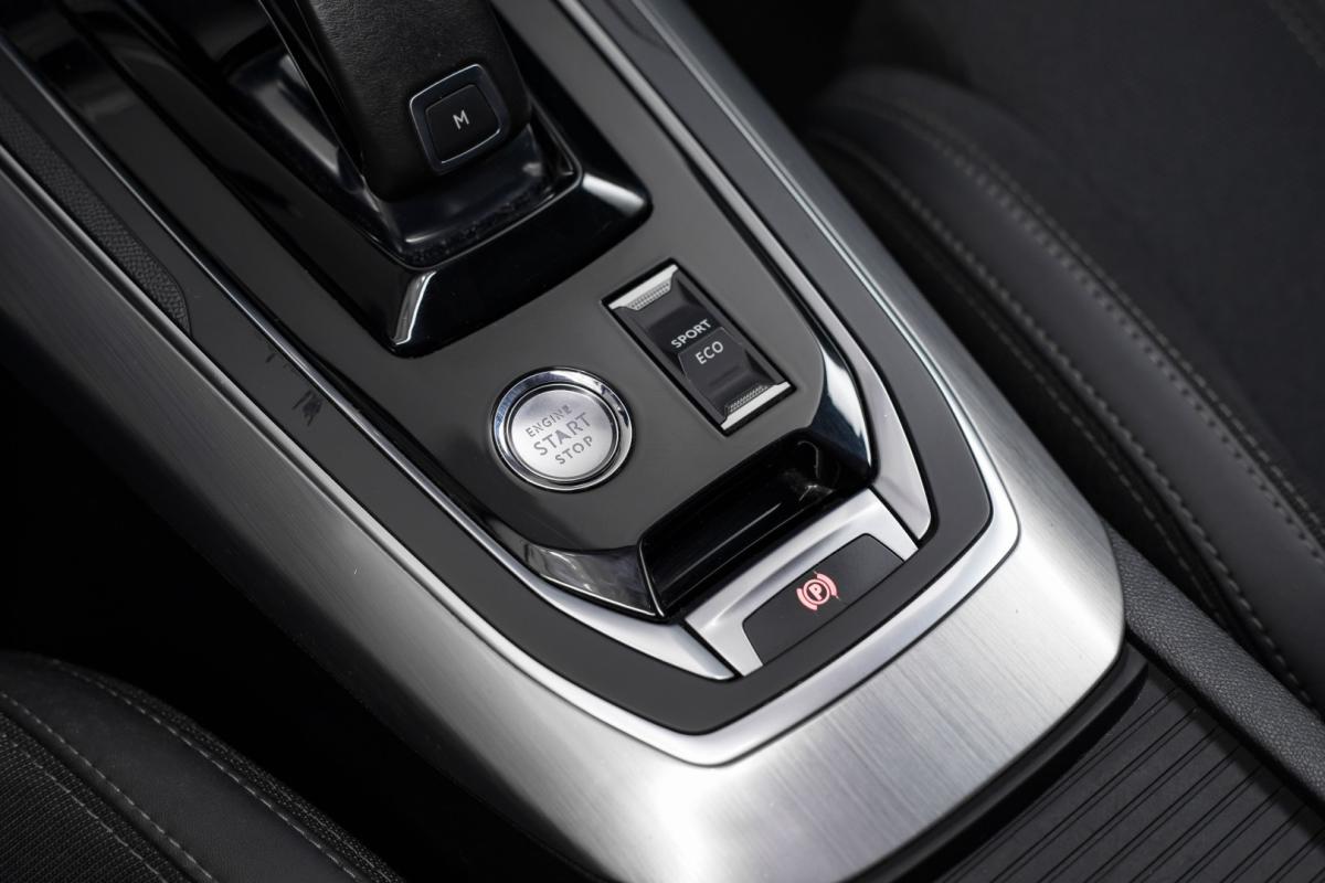peugeot-308-sw-2020-diesel-1499cc