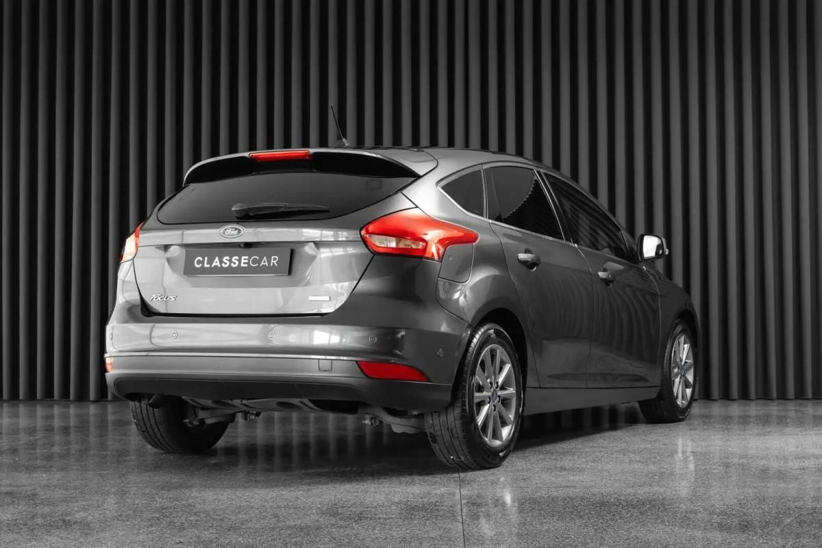 ford-focus-2016-gasolina-999cc