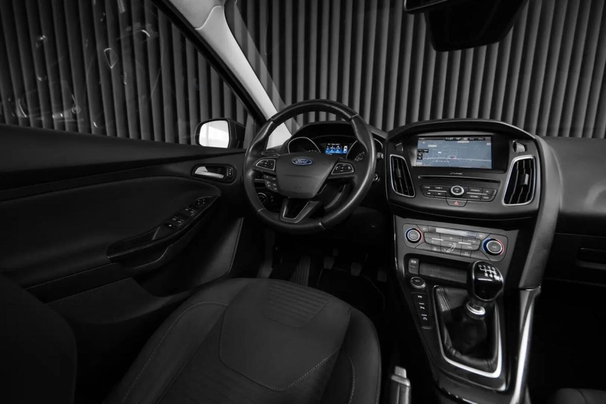 ford-focus-2016-gasolina-999cc