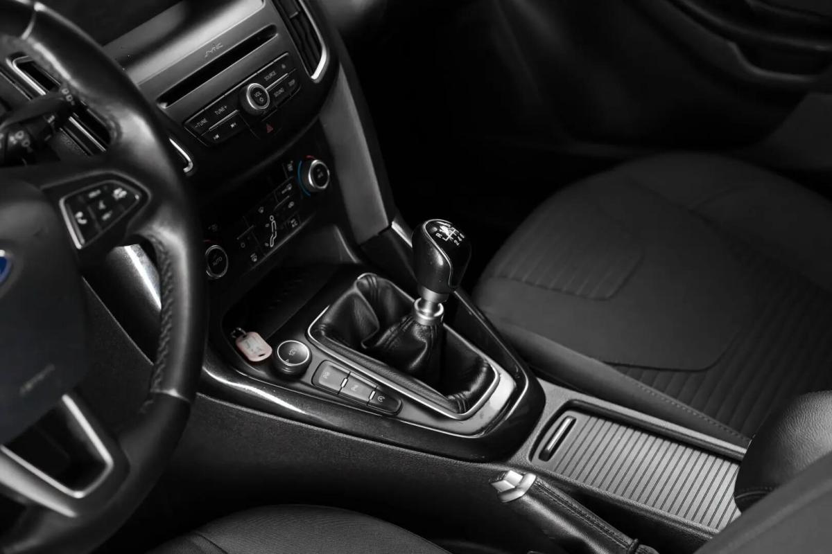 ford-focus-2016-gasolina-999cc