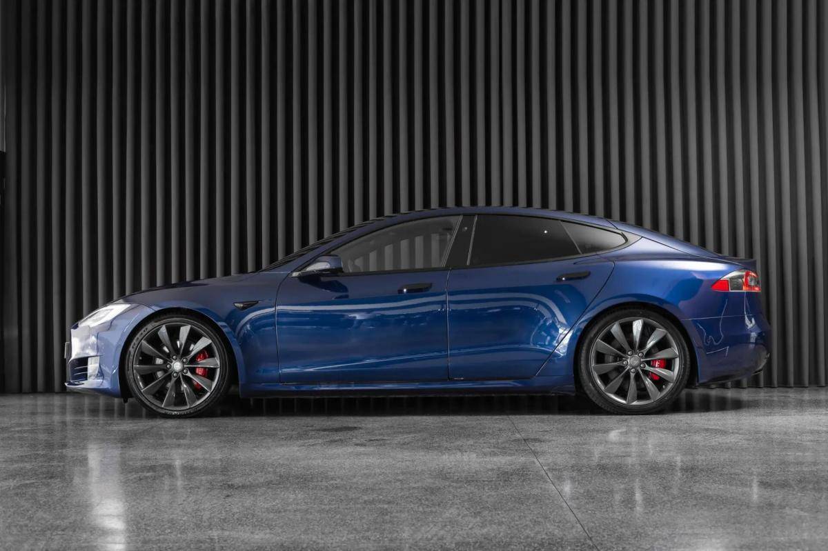 tesla-model-s-2019-eletrico-0cc