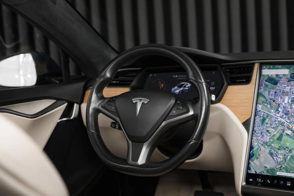 tesla-model-s-2019-eletrico-0cc