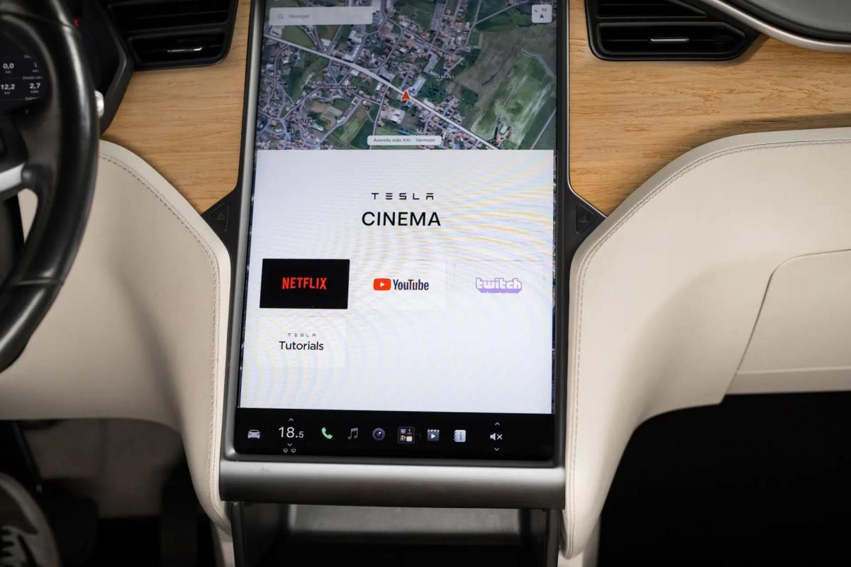 tesla-model-s-2019-eletrico-0cc