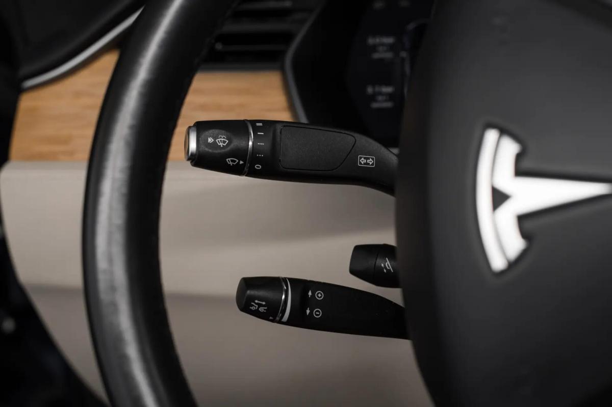 tesla-model-s-2019-eletrico-0cc