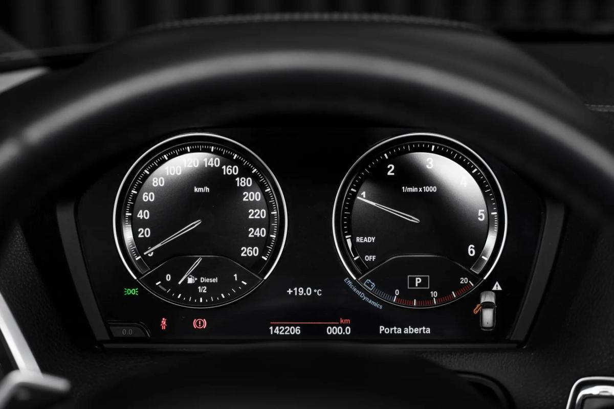 bmw-serie-1-116-d-2018-diesel-1496cc