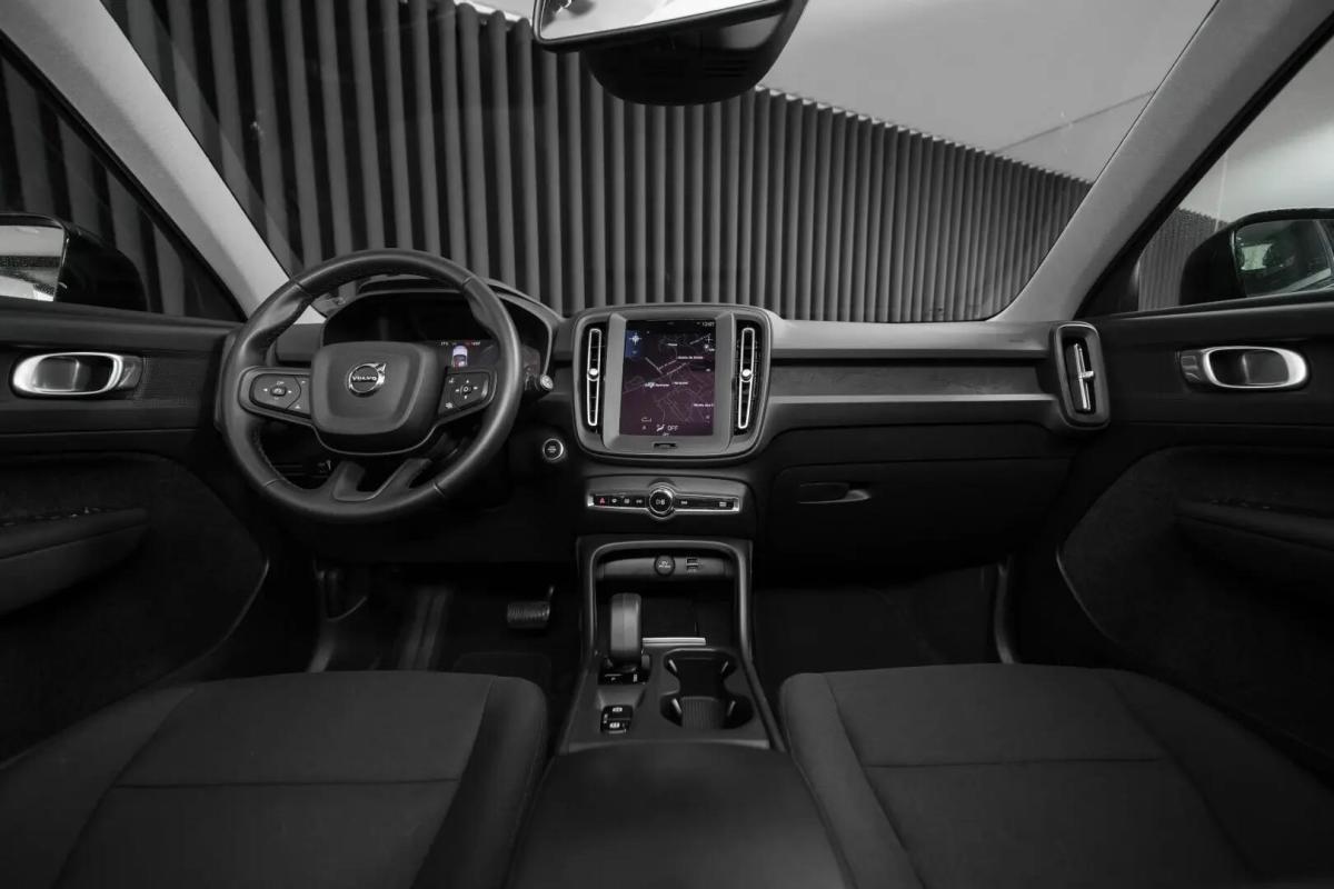 volvo-xc40-2022-hibrido-a-gasolina-1477cc